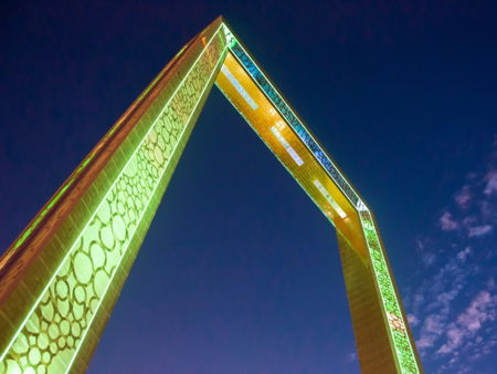 Рамка Дубая