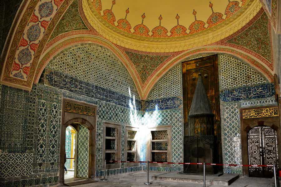 3 в 1: дворец Топкапы, церковь Святой Ирины, прогулка на корабле по Босфору - фото 2
