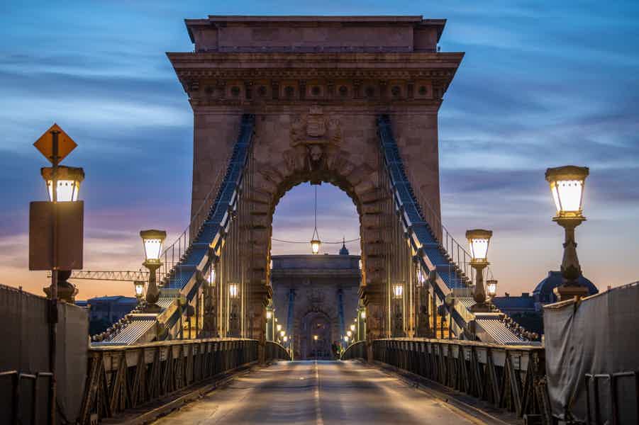 Игра света и тени — прогулка по вечернему Будапешту - фото 14