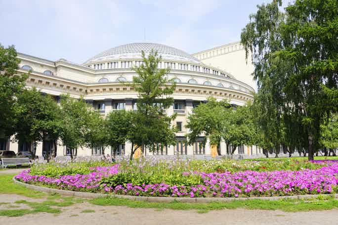 Обзорная экскурсия по историческому центру Новосибирска