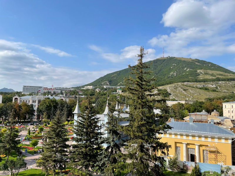 Медовые водопады и города КМВ - экскурсия в Железноводск, Россия