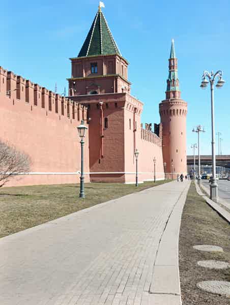 Пешеходная экскурсия-хоррор «Кремль — территория призраков» (21+) - фото 1