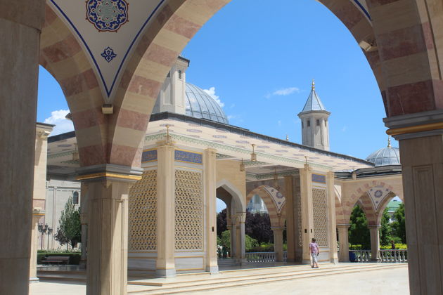 Виды Гостеприимный Грозный