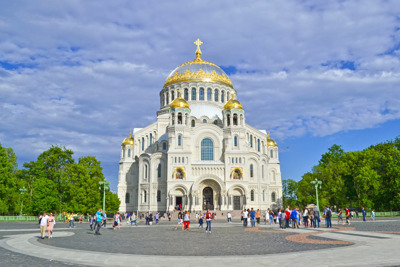 Мегатур на метеоре/катамаране в Петергоф и Кронштадт по воде — Санкт-Петербург