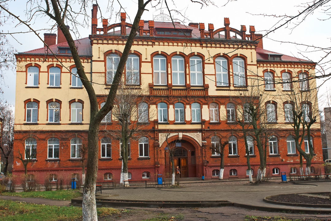 По следам королевы Луизы: в город сыра и мира — фото 3