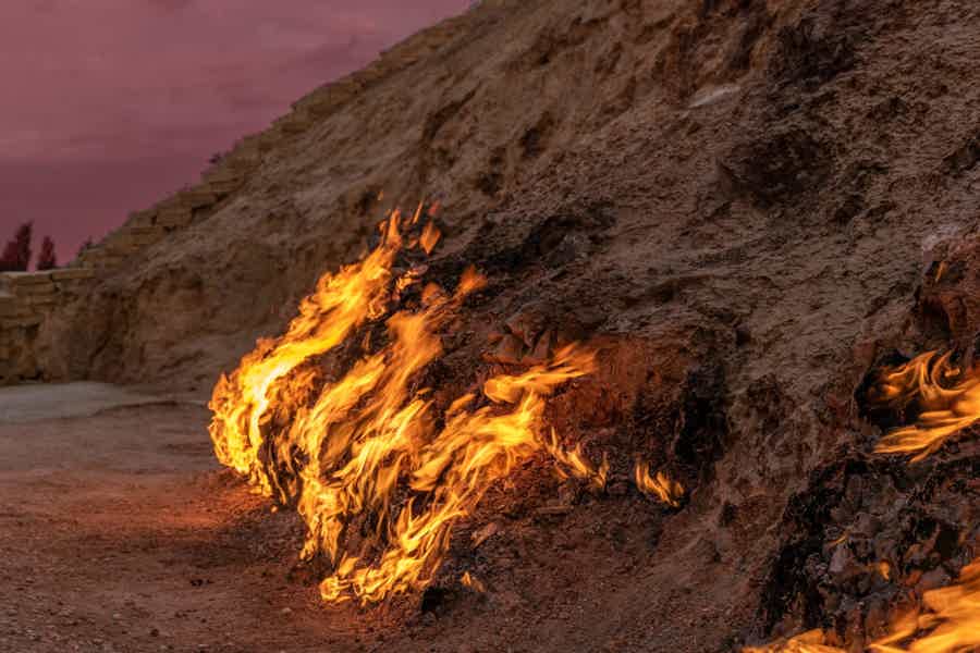 Из Баку: Гобустан, грязевые вулканы и Храм огня Атешгях - фото 2