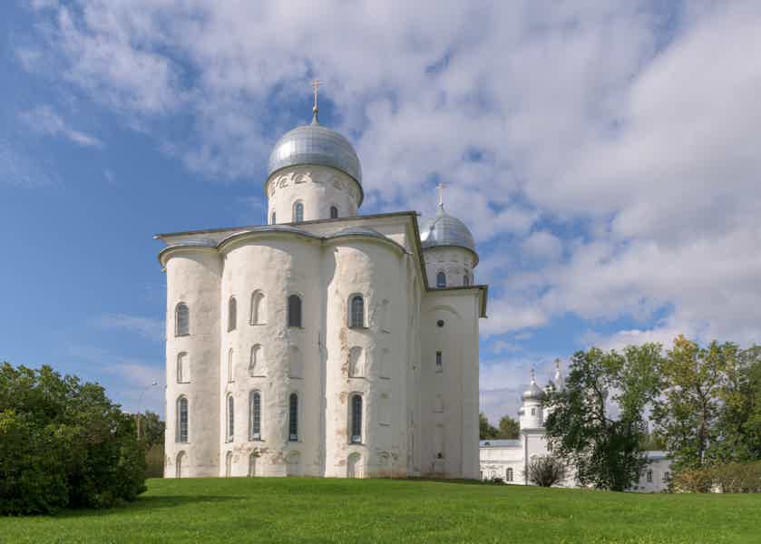 Расширенная экскурсия с посещением Юрьева монастыря и Перынского скита - фото 2