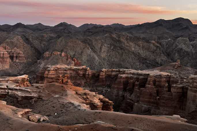 Самый зрелищный каньон Средней Азии — Чарынский каньон