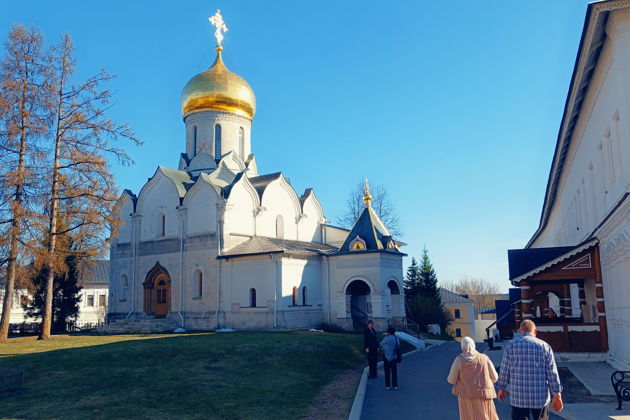 Из Москвы в Звенигород: индивидуальная обзорная экскурсия