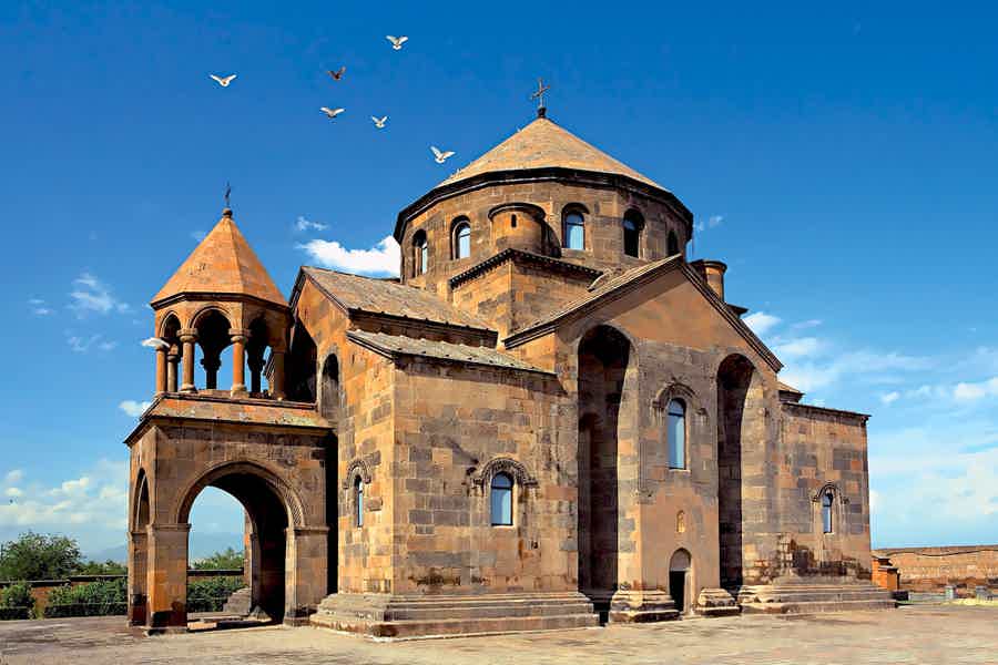 Обзорный тур в Ереване и дух Эчмиадзина - фото 1
