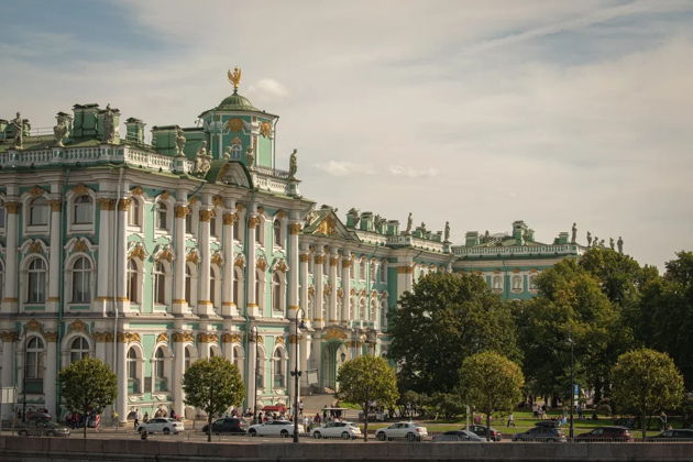 Фото к экскурсии Главное о Петербурге: обзорная по городу на авто
