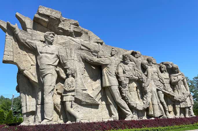 Памятник-ансамбль на Мамаевом кургане — творение скульптора Вучетича