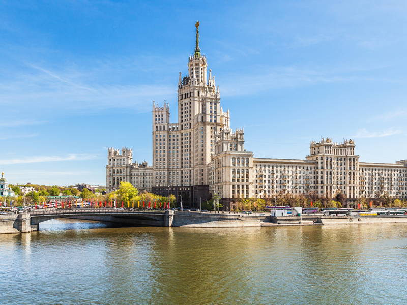 Историческая прогулка с гидом: от Новоспасского моста или Китай-города