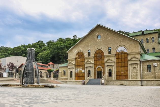 Экскурсия из Кабардинки к жемчужине виноделия Абрау-Дюрсо