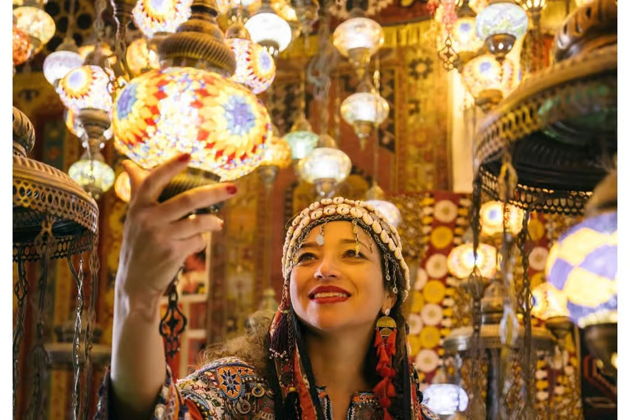 Каппадокия: традиционная ковровая мастерская и фотосессия в летящих платьях