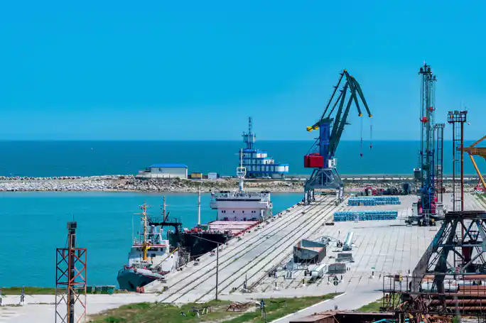 Солнце, море, город: ваш идеальный день в Махачкале — двухчасовая экскурсия