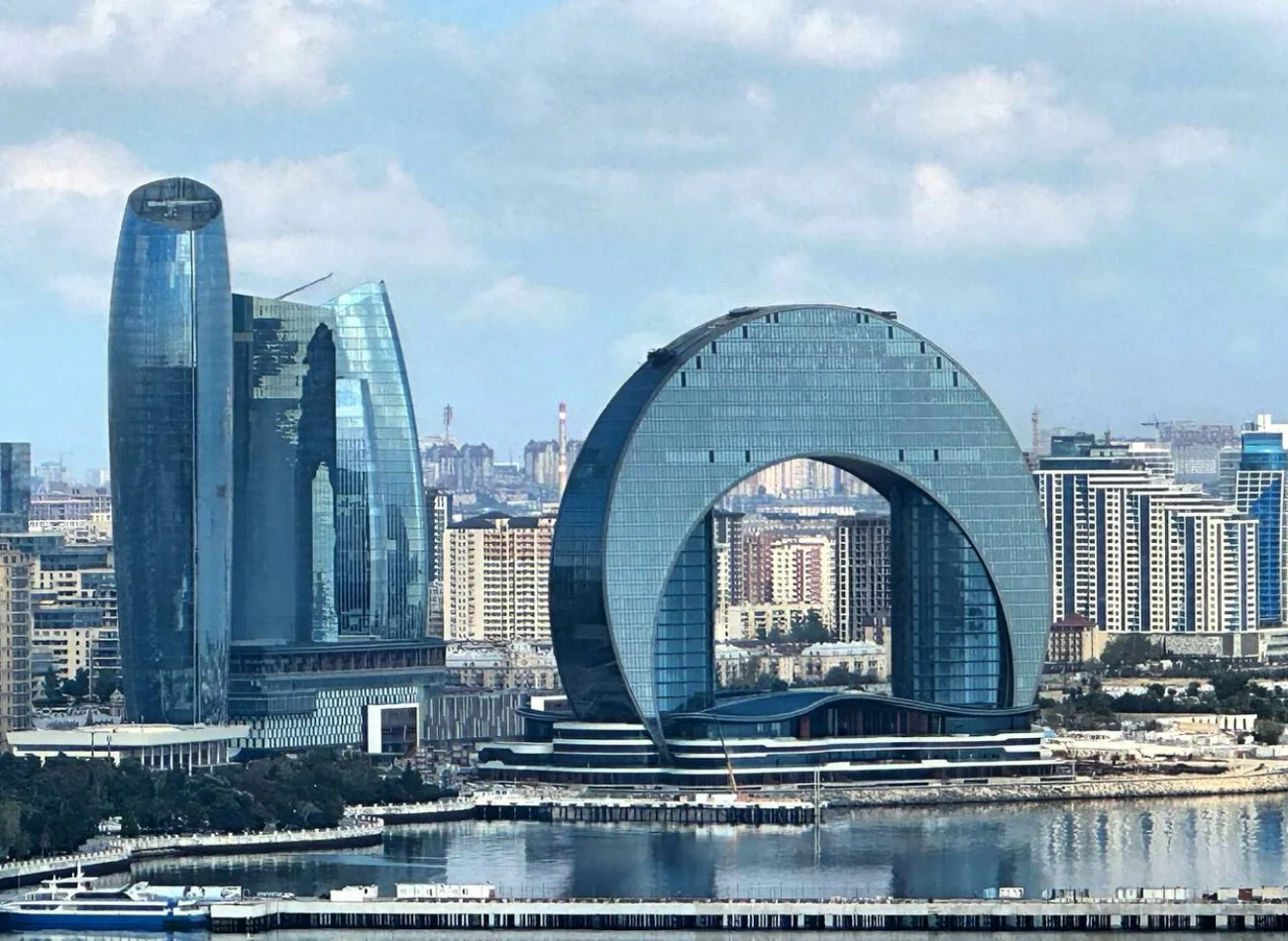 Трансфер + Обзорная для транзитных гостей — экскурсия, Баку, Азербайджан | Покатаем