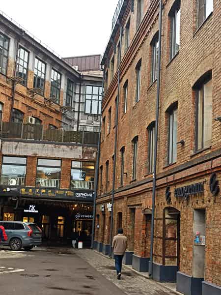 Новая жизнь Сыромятников — прогулка по арт-кварталам Москвы - фото 1