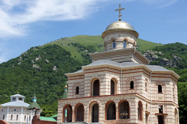 Фото к экскурсии Второ-Афонский и Свято-Георгиевский монастыри: экскурсия к святыням КМВ