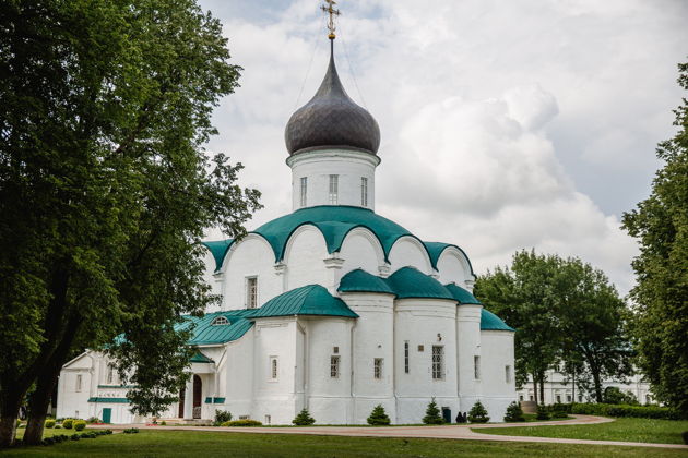 На царские именины Ивана Грозного в Александров
