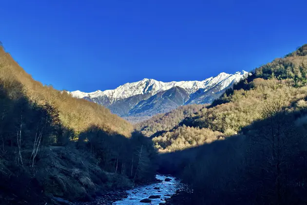 Восточная Абхазия: курорты, заброшенные города и водопады — фото 2