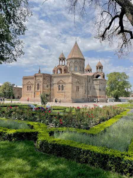 тур по Эчмиадзину и винному заводу - фото 5