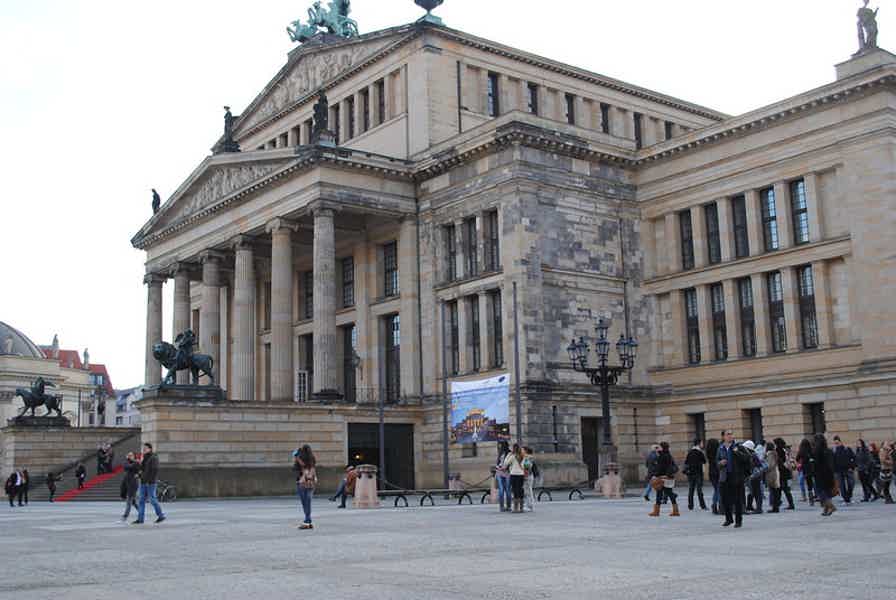 Секретные места, удивительные объекты и странные сооружения Берлина - фото 5
