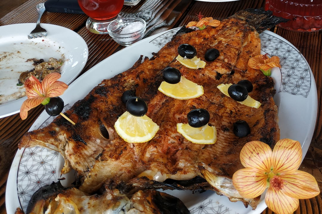 Монастырь Самеба и дегустация морепродуктов и вина — фото 6
