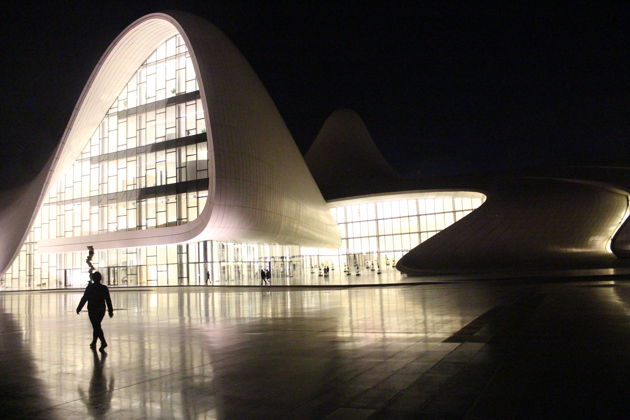 Виды Вечерний Баку