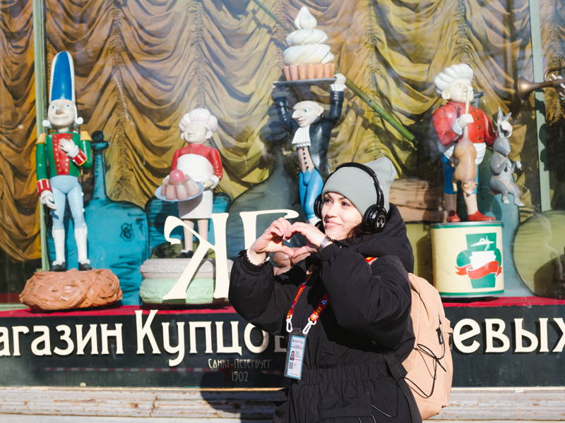 Иммерсивная экскурсия в Петербурге «От конфет до легенд»