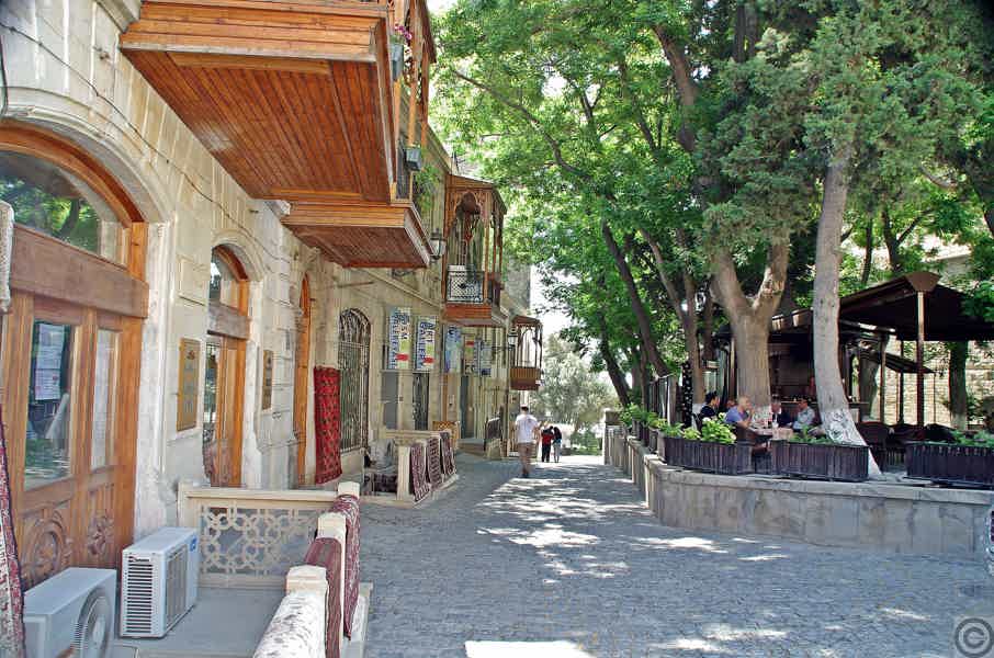 Старый город Баку и дом-музей братьев Нобель - фото 3