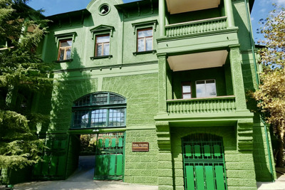 Авторская экскурсия «Тайны Зеленой дачи Сталина» — Сочи