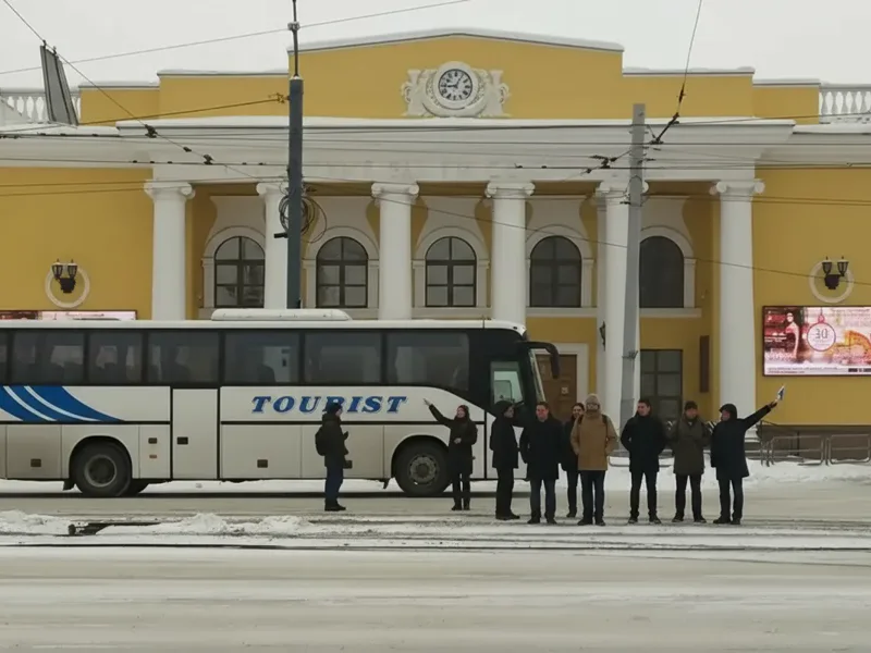 «История в каждом шаге»: групповая пешеходная экскурсия по Челябинску — фото 5, Челябинск | Покатаем
