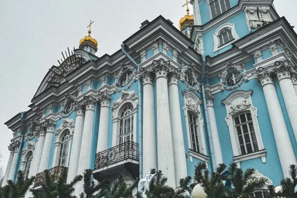 Со Снегурочкой по Петербургу: настоящая новогодняя экскурсия — фото 5, Санкт-Петербург | Покатаем