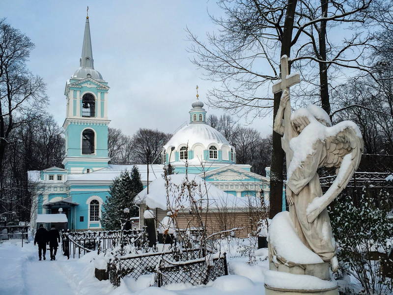 Смоленское кладбище: история старинного некрополя