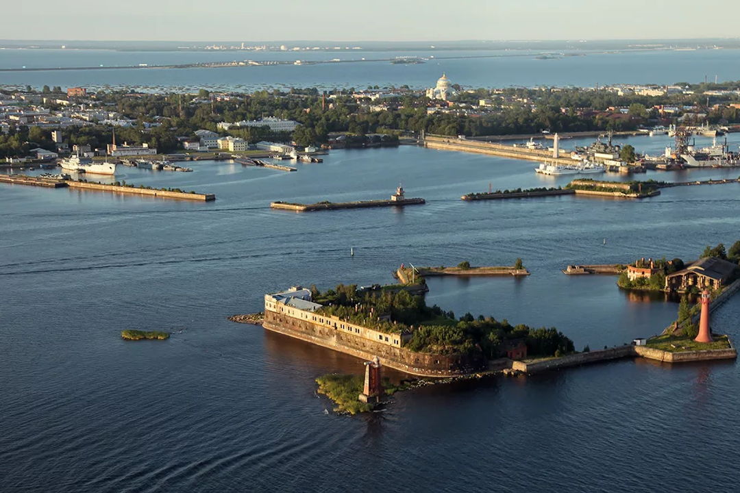 Экскурсия в Кронштадт на машине + Морской собор — фото 3