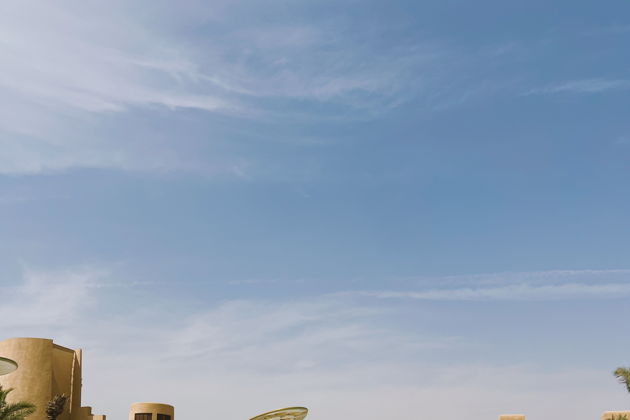 Виды Terra Solis — оазис отдыха и энергии у бассейна