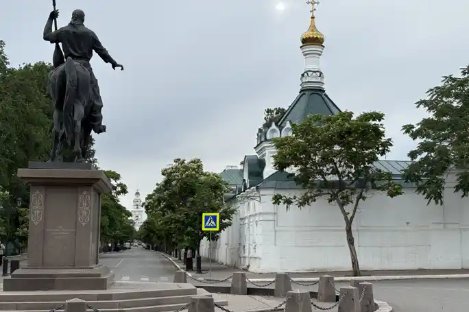 От стен Кремля до «перекрёстка культур»: Белый город с гидом-историком