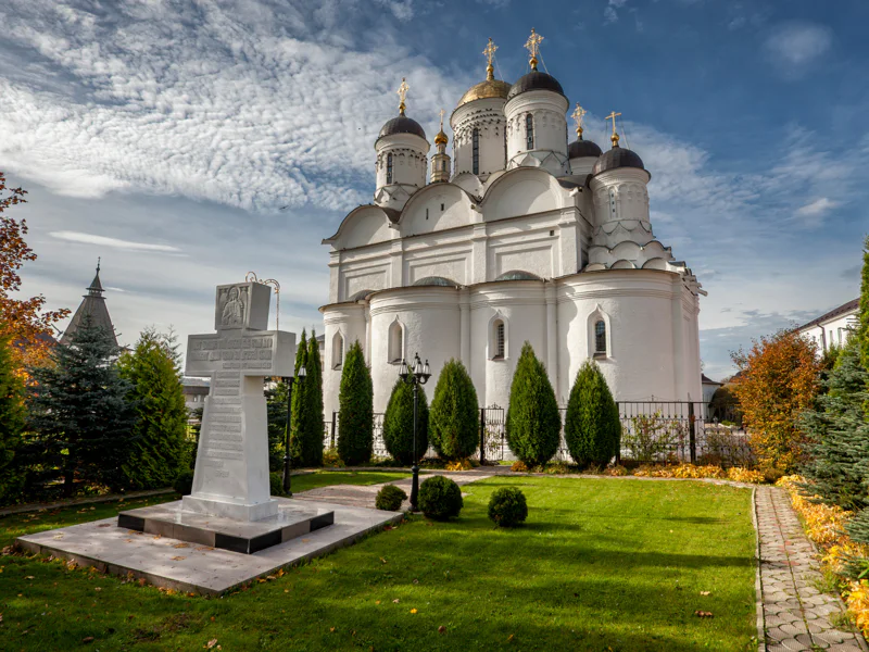 Экскурсия по Боровску с посещением монастыря на транспорте туристов — фото 5, Боровск | Покатаем