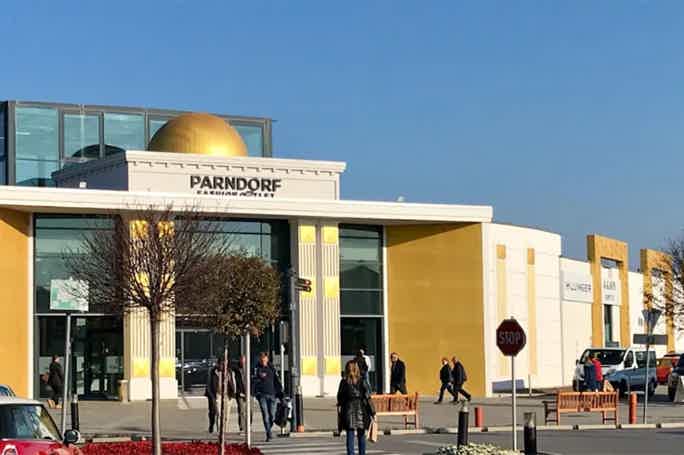 Shopping Tour from Budapest to the Parndorf Designer Outlet Center