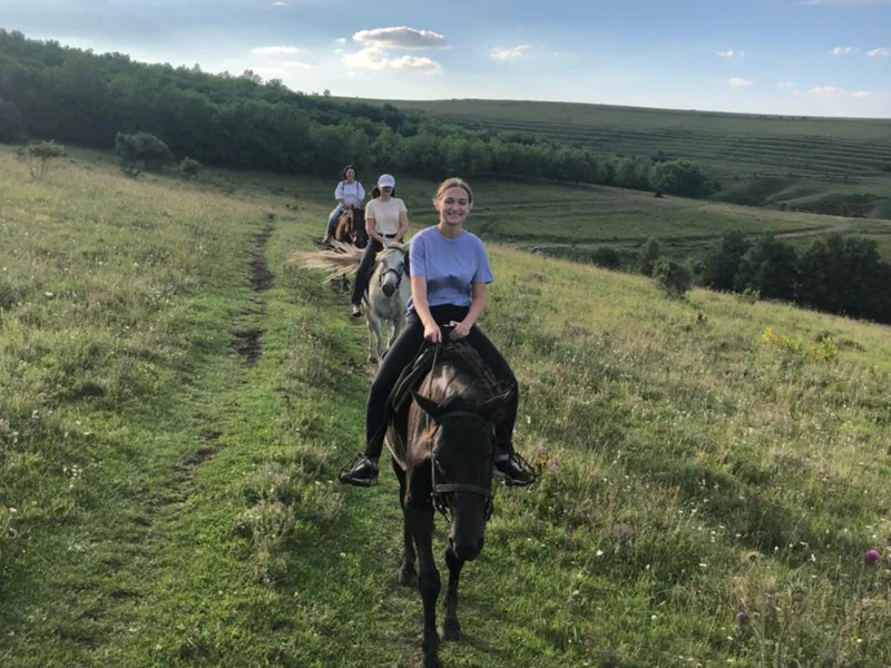 Конная прогулка в окрестностях Кисловодска по Березовскому ущелью — фото 7, Кисловодск | Покатаем