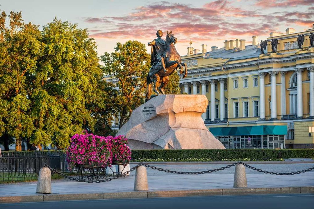 Дневная обзорная экскурсия по Санкт-Петербургу — фото 6
