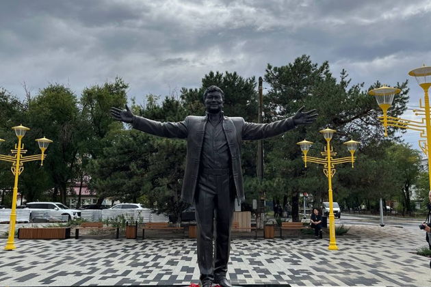 Культурное Сердце Элисты: От Поэтов до Будды - пешеходная