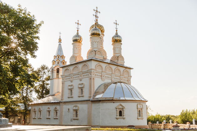 Резные узоры Рязани — кремль, Ока и деревянные терема