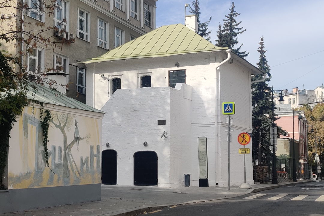 «Пречистенка + Остоженка = Престиженка» — экскурсия в мини-группе — фото 3