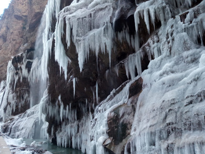 Путешествие к Чегемским водопадам, перевал Актопрак и озеро Гижгит