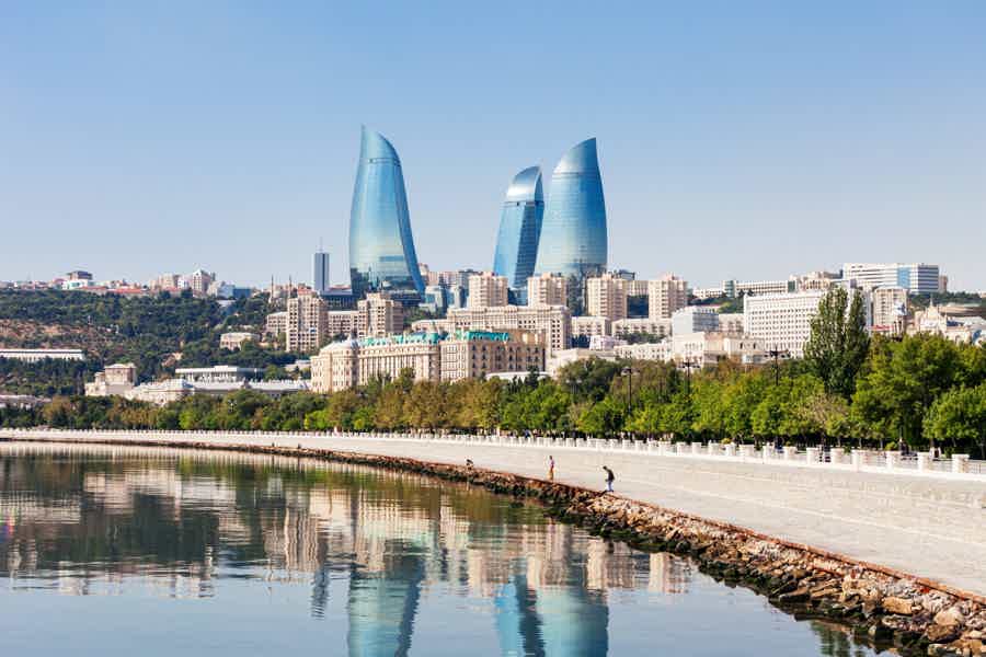 Баку — город древней истории и пылающих небоскребов - фото 5