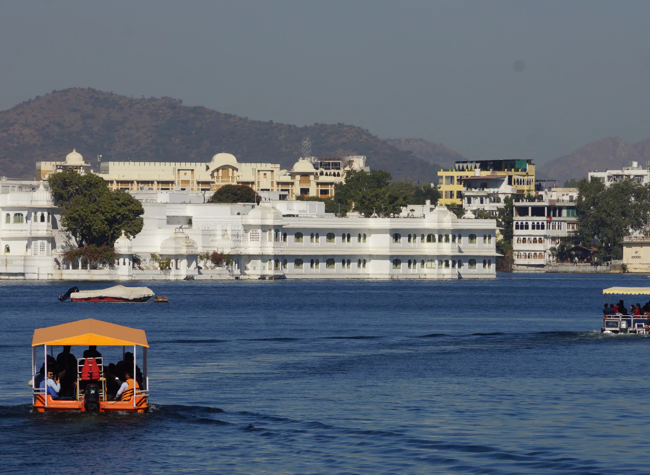 India's Golden Trio & Udaipur Magic Perfect Blend — tour in Delhi, India | Pokataem