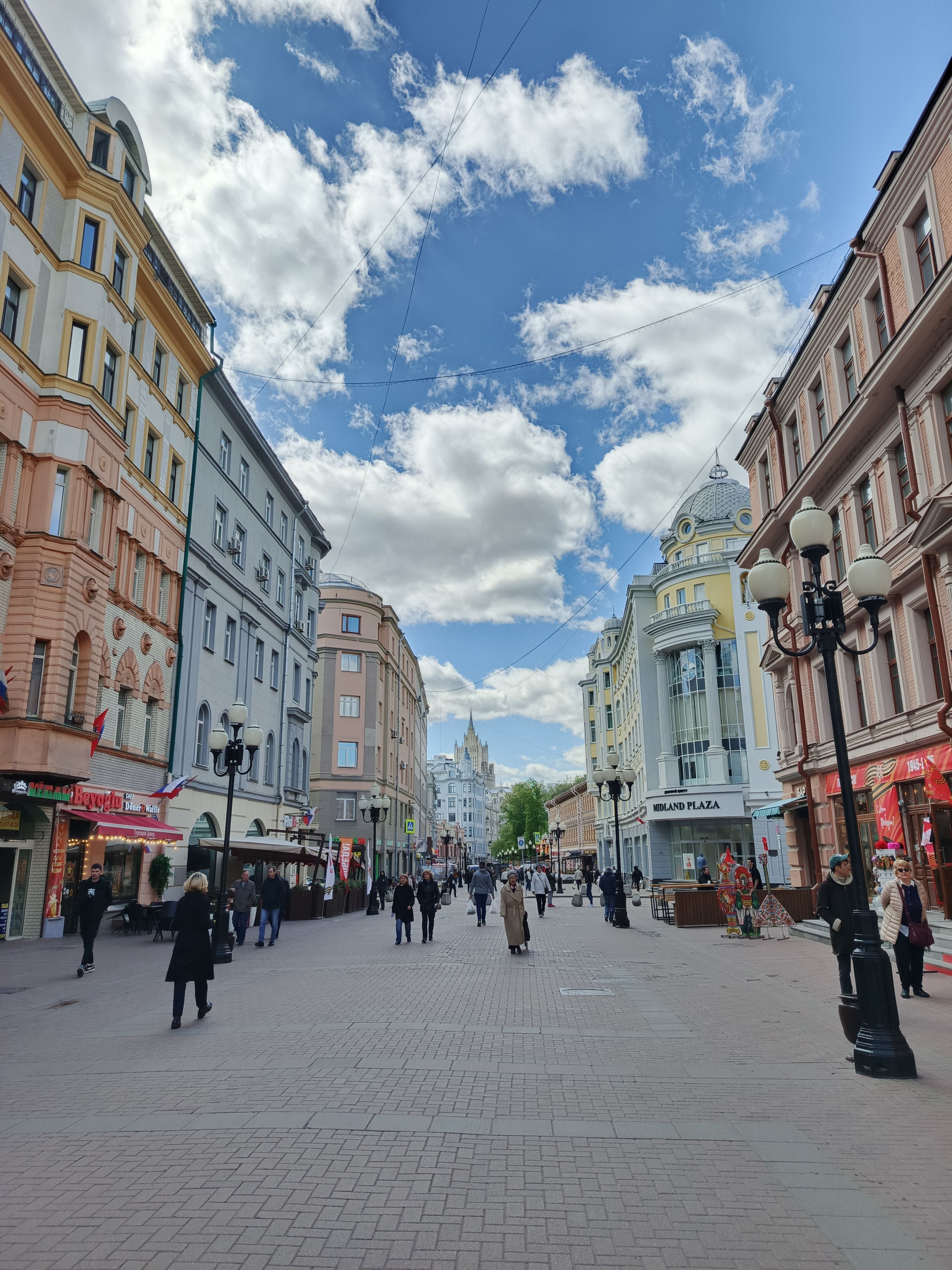 Старый Арбат — от прошлого к настоящему, кадр 6