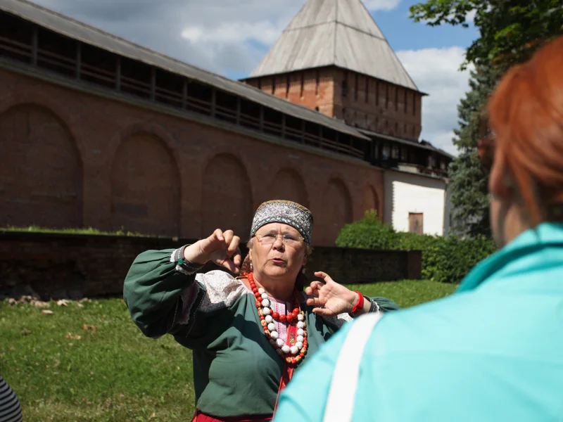 «Кремль город держит»: театрализованная экскурсия в мини-группе — фото 3, Великий Новгород | Покатаем